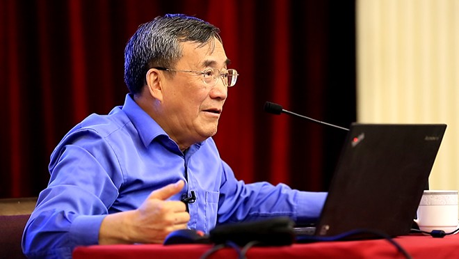 Giáo sư Cát Kiếm Hùng: trong lịch sử Trung Quốc không hề có Con đường tơ lụa được mở ra vì mậu dịch và lợi nhuận ấy.