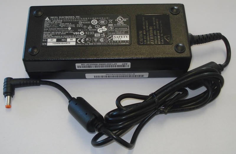 Các Adapter, bộ nguồn của Delta Electronics, Inc. tới đây sẽ không còn ghi "Made in China" nữa. Các Adapter, bộ nguồn của Delta Electronics, Inc. tới đây sẽ không còn ghi "Made in China" nữa.