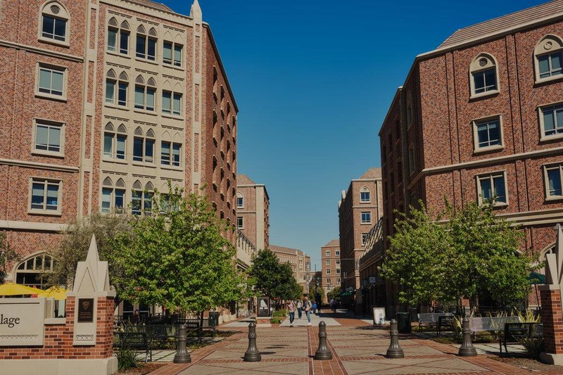 Đại học Nam California (USC), trường có nhiều sinh viên dính vào đường dây chạy điểm