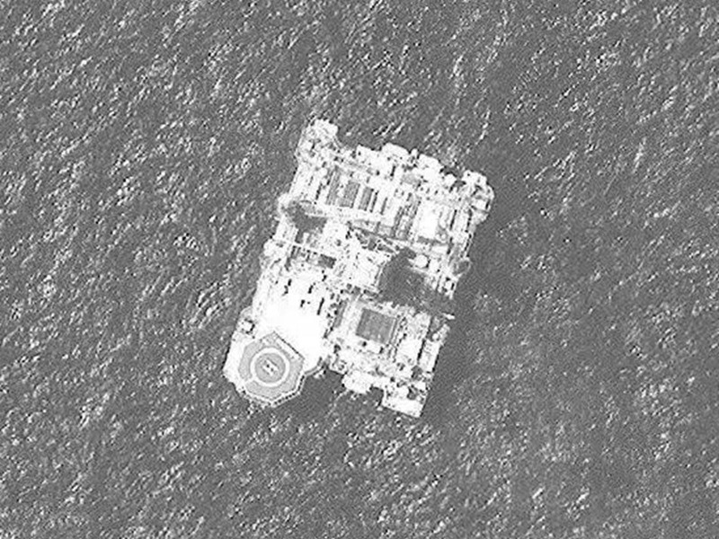 Không ảnh chụp giàn khoan Hakuryu-5 đang hoạt động thăm dò tại Lô 06-1 của Bồn địa Nam Côn Sơn gần bãi Tư Chính. Ảnh: Đa Chiều