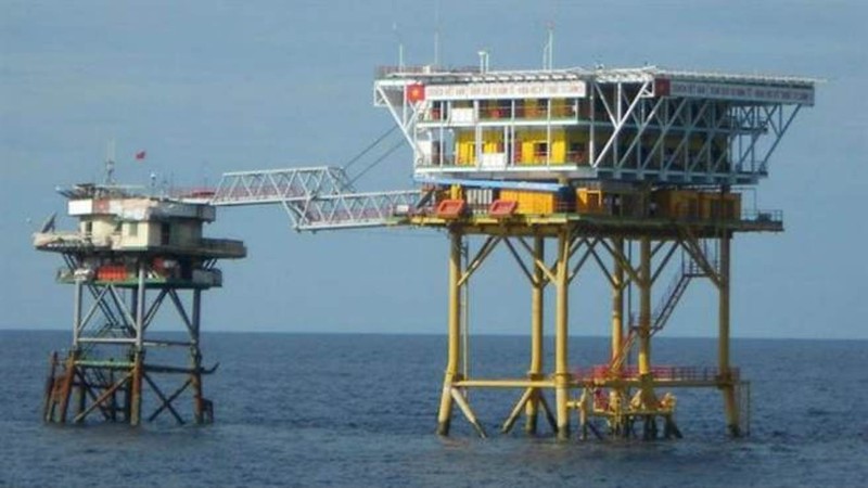 Nhà giàn của hải quân Việt Nam chốt giữ trên bãi Tư Chính