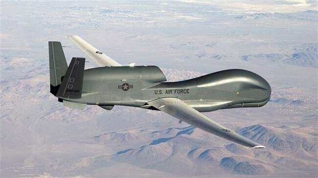 Chiếc RQ-4 Global Hawk bị bắn hạ trên biển gần eo Hormuz