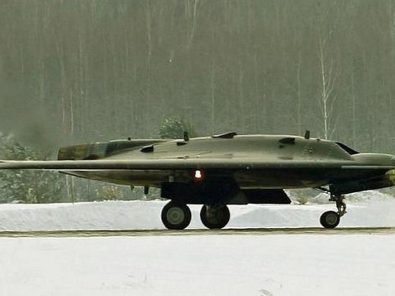 UAV S-70 của Nga đang được thử nghiệm