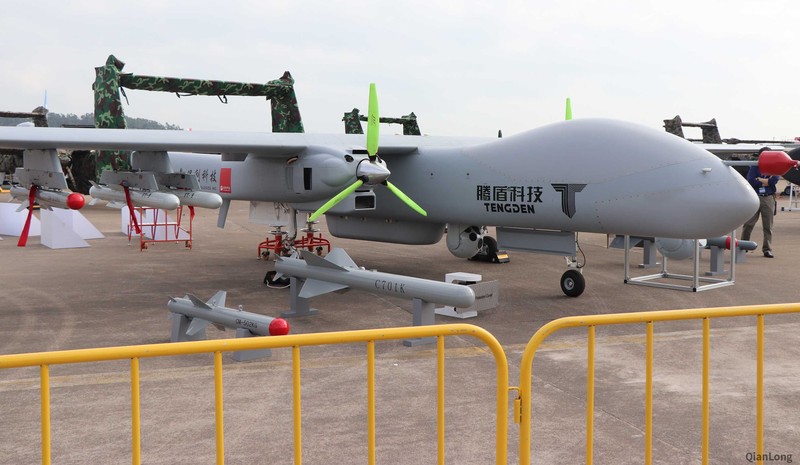 Một chiếc TB001 được trưng bày tại Triển lãm hàng không quốc tế Chu Hải.