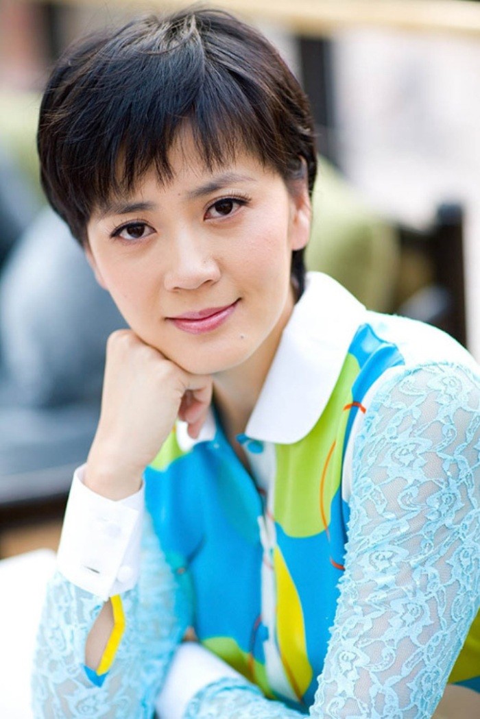 Người đẹp CCTV Thẩm Băng bị điều tra trong vụ án Chu Vĩnh Khang.