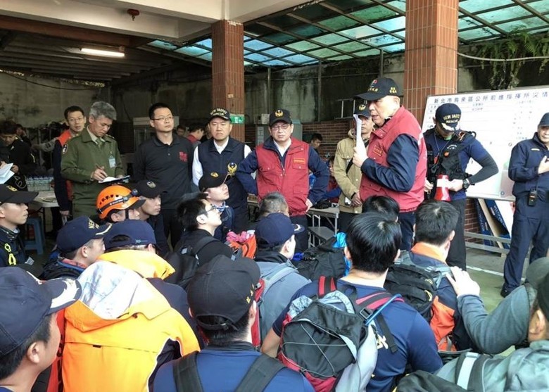 Lực lượng cứu hộ được huy động để tìm kiếm chiếc máy bay và những người bị nạn. (Ảnh: Đông Phương). Lực lượng cứu hộ được huy động để tìm kiếm chiếc máy bay và những người bị nạn. (Ảnh: Đông Phương).