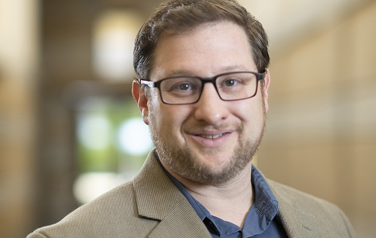 Joshua Eisenman, phó giáo sư về các vấn đề toàn cầu tại Đại học Notre Dame cho rằng nếu bị Trung Quốc giành giật hết các mối quan hệ ngoại giao, Đài Loan có thể tuyên bố độc lập (Ảnh: nd.edu)