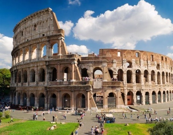 Số người bị bệnh và tử vong ở Italy đều tăng mạnh (Ảnh: Đông Phương).