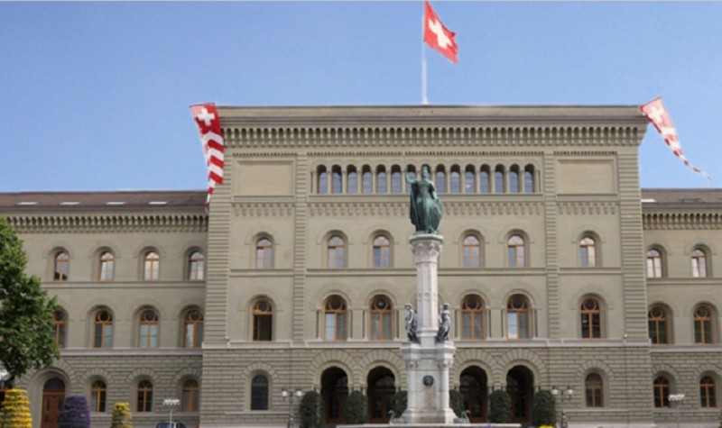 Là quốc gia trung lập nằm giữa các quốc gia EU, hàng hóa nhập khẩu của Thụy Sĩ phụ thuộc vào vận chuyển quá cảnh qua cảng biển các nước (Ảnh: newtalk).