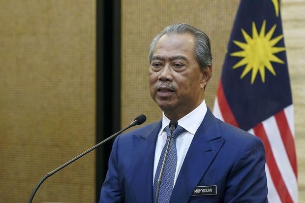 Thủ tướng Malaysia Yassin tuyên bố phong tỏa toàn quốc và đóng cửa biên giới từ ngày 18/3 (Ảnh: Sinchew). Thủ tướng Malaysia Yassin tuyên bố phong tỏa toàn quốc và đóng cửa biên giới từ ngày 18/3 (Ảnh: Sinchew).