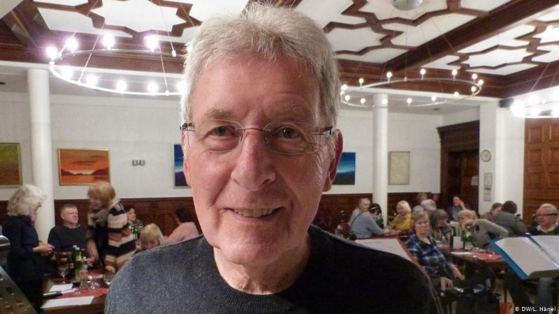 Người già sống trong các viện dưỡng lão là nhóm người có nguy cơ cao trong đại dịch COVID-19 lần này (Ảnh: Deutsche Welle)