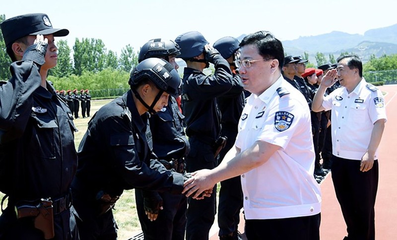 Tôn Lực Quân về kiểm tra công tác của công an tỉnh Sơn Đông (Ảnh: Shandong Police).