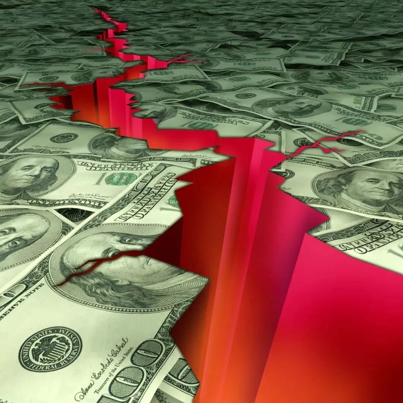 Dịch bệnh COVID-19 đã đẩy một số quốc gia đứng trước nguy cơ vỡ nợ (Ảnh: sofreight.com).