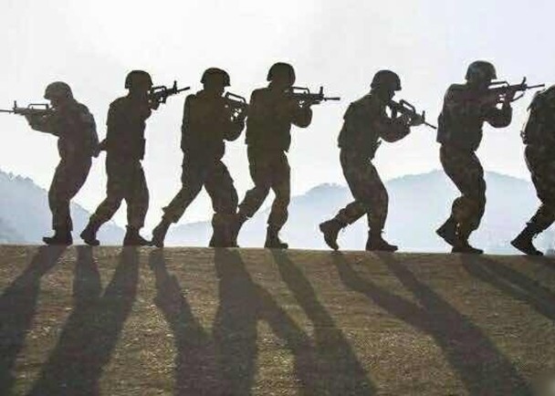 Sau cuộc Chiến tranh biên giới 1962, mặc dù hai bên thỉnh thoảng xảy ra xung đột nhưng binh lính hai bên không sử dụng đến súng đạn mà chỉ dùng nắm đấm và gạch đá (Ảnh: DF).