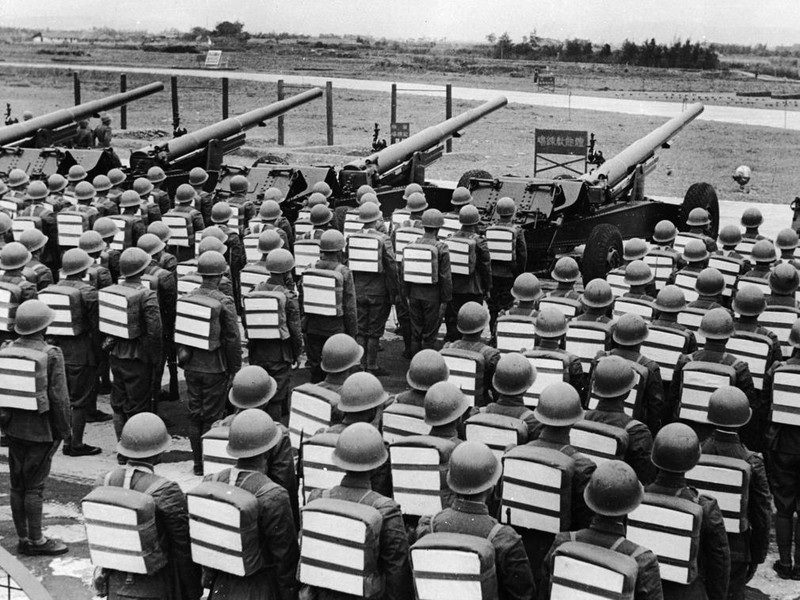Các cỗ pháo hạng nặng 203mm được Mỹ viện trợ khẩn cấp cho Đài Loan được đưa tới Kim Môn tham chiến (Ảnh: Tư liệu). Các cỗ pháo hạng nặng 203mm được Mỹ viện trợ khẩn cấp cho Đài Loan được đưa tới Kim Môn tham chiến (Ảnh: Tư liệu).