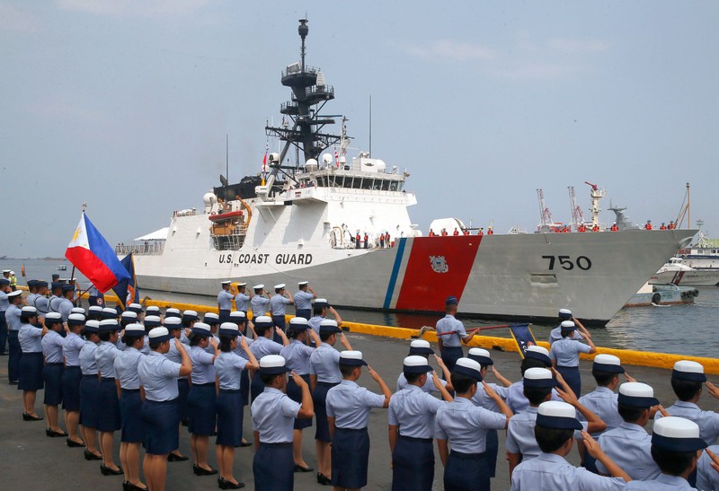 Tàu chiến Mỹ đến thăm Philippines theo Hiệp định VFA ký giữa hai nước (Ảnh: AP). Tàu chiến Mỹ đến thăm Philippines theo Hiệp định VFA ký giữa hai nước (Ảnh: AP).