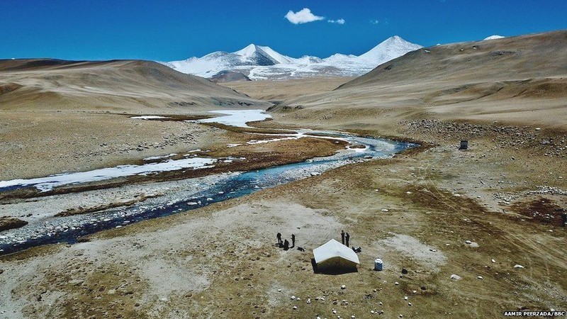 Khu vực tranh chấp là vùng địa hình hiểm trở,phức tạp trên dãy Hymalaya (Ảnh: BBC).