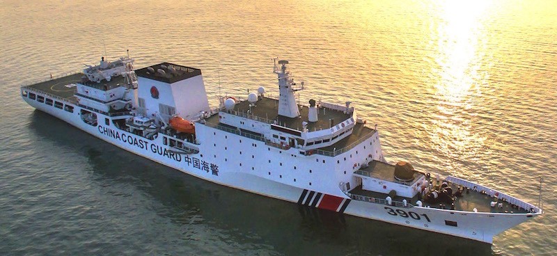 Trung Quốc có hai tảu cảnh sát biển lớn nhất thế giới với lượng giãn nước 12 ngàn tấn (Ảnh: CNS). Trung Quốc có hai tảu cảnh sát biển lớn nhất thế giới với lượng giãn nước 12 ngàn tấn (Ảnh: CNS).