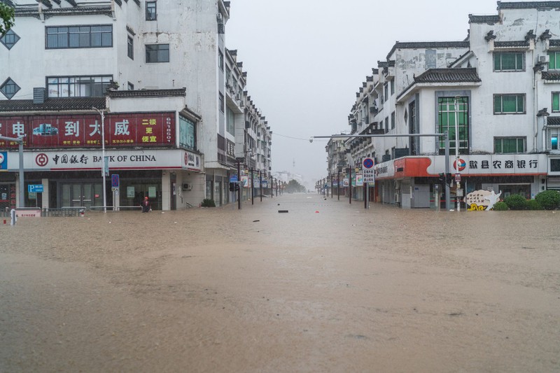 Ngày 7/7, nước lũ nhấn chìm huyện Liễm, An Huy (Ảnh: VCG). Ngày 7/7, nước lũ nhấn chìm huyện Liễm, An Huy (Ảnh: VCG).