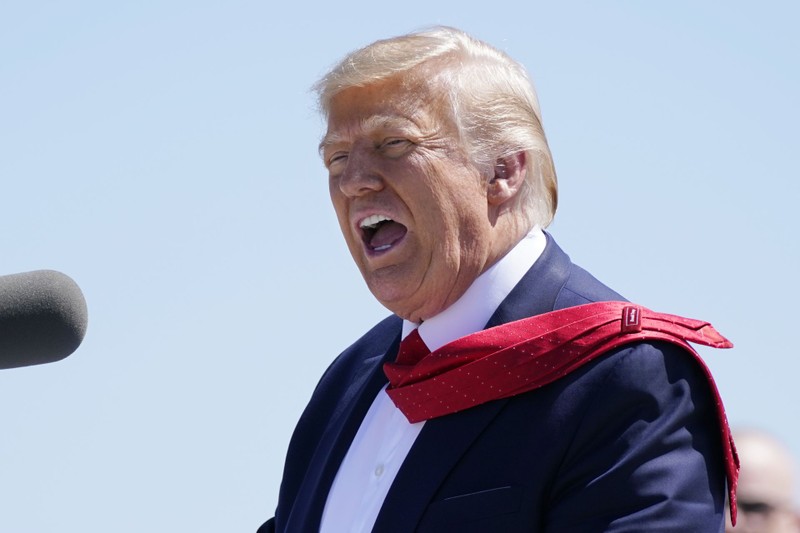 Trong hoạt động tranh cử gần đây,ông Trump liên tục phát biểu công kích Trung Quốc và phê phán chính sách tiếp cận Trung Quốc của các chính phủ trước (Ảnh: AP). Trong hoạt động tranh cử gần đây,ông Trump liên tục phát biểu công kích Trung Quốc và phê phán chính sách tiếp cận Trung Quốc của các chính phủ trước (Ảnh: AP).