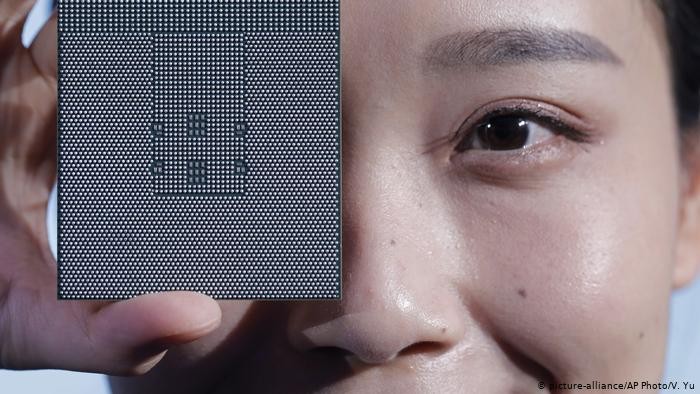 Trung Quốc hiện đang là thị trường tiêu thụ chip lớn nhất thế giới (Ảnh: Deutsche Welle)