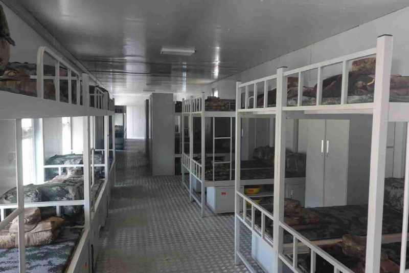 Bên trong nhà lắp ghép dã chiến của PLA ở Ladakh (Ảnh: Weibo).