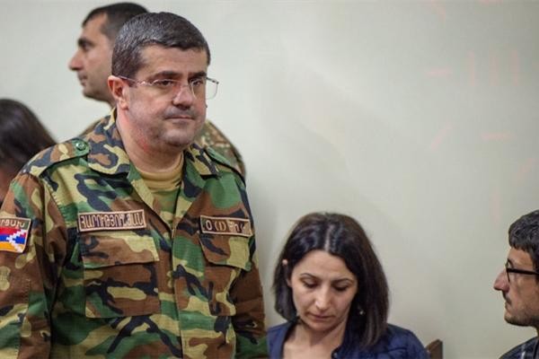 Tổng thống Arayik Harutyunyan của “Cộng hòa Nagorno-Karabakh”: ký thỏa thuận ngừng bắn là cách tốt nhất đối với Armenia (Ảnh: Sohu).