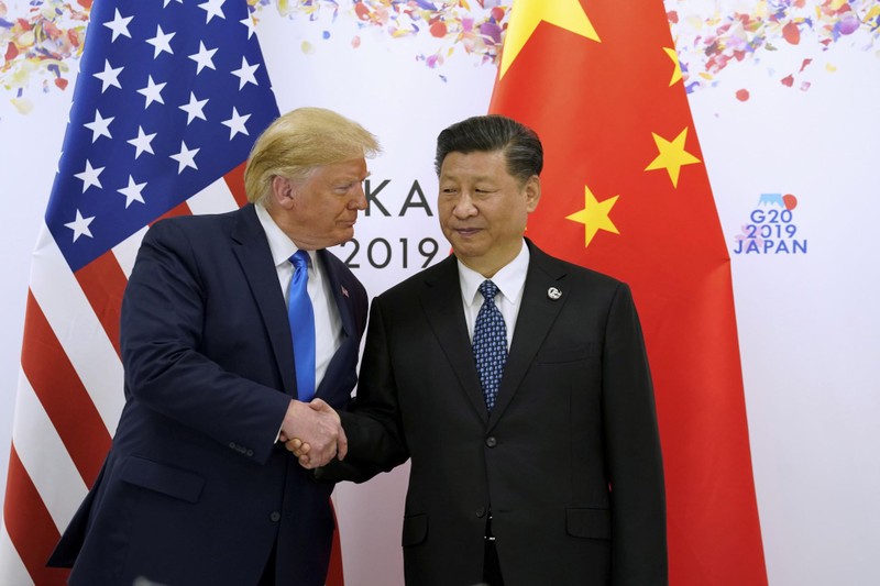 Dưới thời Tổng thống Donald Trump, quan hệ Mỹ - Trung đã ở vào tình trạng tồi tệ nhất trong nhiều năm qua. Trong ảnh: hai ông Donald Trump và Tập Cận Bình gặp nhau tại Hội nghị thượng đỉnh G20, Osaka, 29/6/2019 (Ảnh: Reuters).