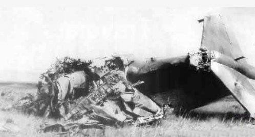 Phần đuôi chiếc máy bay trên thảo nguyên Onduhan (Ảnh: Toutiao).