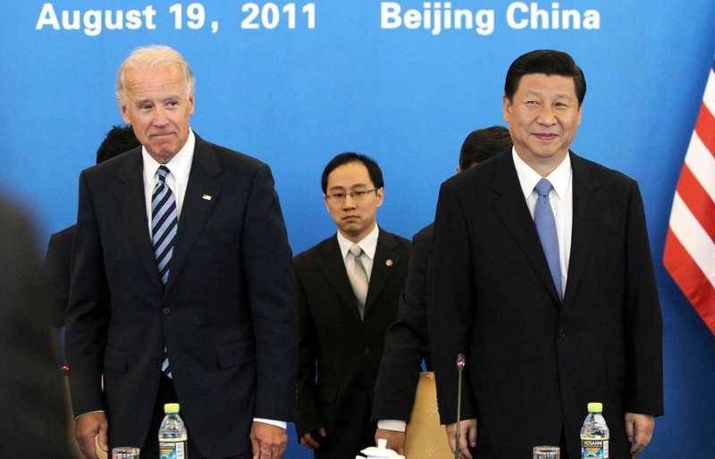 Tháng 8/2011, Phó Tổng thống Joe Biden và Phó Chủ tịch nước Tập Cận Bình gặp nhau tại Bắc Kinh (Ảnh: Reuters).