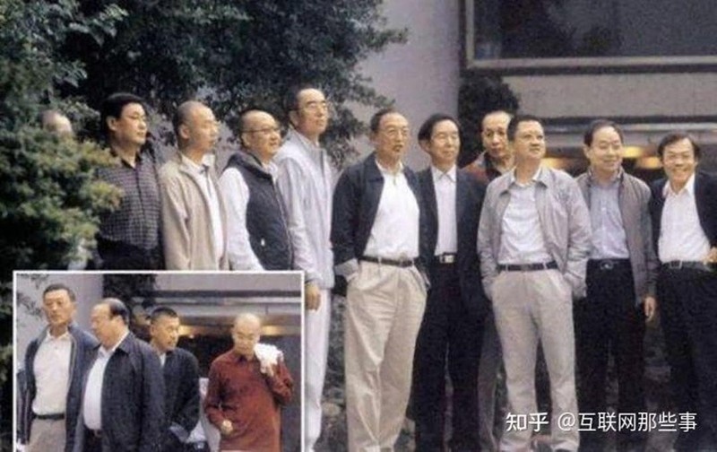 Các thành viên Thái Sơn Hội trong chuyến tới Đài Loan ăn chơi năm 2013 (Ảnh: Zhihu).