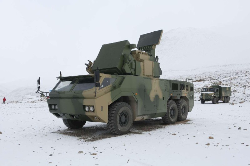 Hệ thống phòng không tầm thấp HQ-17AE (Ảnh: Đông Phương). Hệ thống phòng không tầm thấp HQ-17AE (Ảnh: Đông Phương).