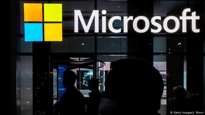 Microsoft nói nhóm hacker có trụ sở ở Trung Quốc nhưng hoạt động thông qua máy chủ ảo thuê ở Mỹ (Ảnh: Deutsche Welle).