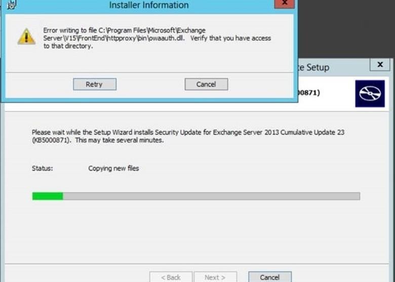 Microsoft phát hành bản vá lỗi để các khách hàng cập nhật nhằm đối phó vơi hành động của hacker Trung Quốc Ảnh: Đông Phương).