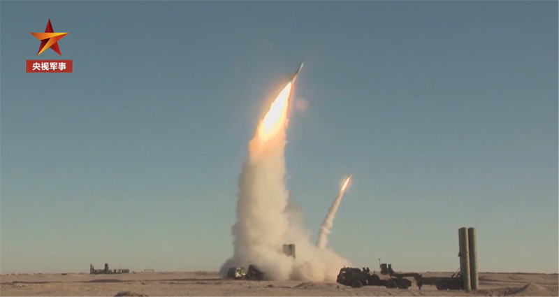 Trung Quốc phóng thử tên lửa DF-21 (Ảnh: CCTV).