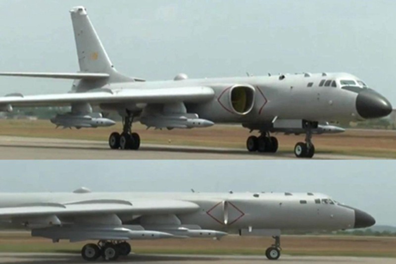 Các máy bay H-6 của Trung Quốc mang 4 quả tên lửa chống hạm YJ-12 (Ảnh: Dwnews) Các máy bay H-6 của Trung Quốc mang 4 quả tên lửa chống hạm YJ-12 (Ảnh: Dwnews)