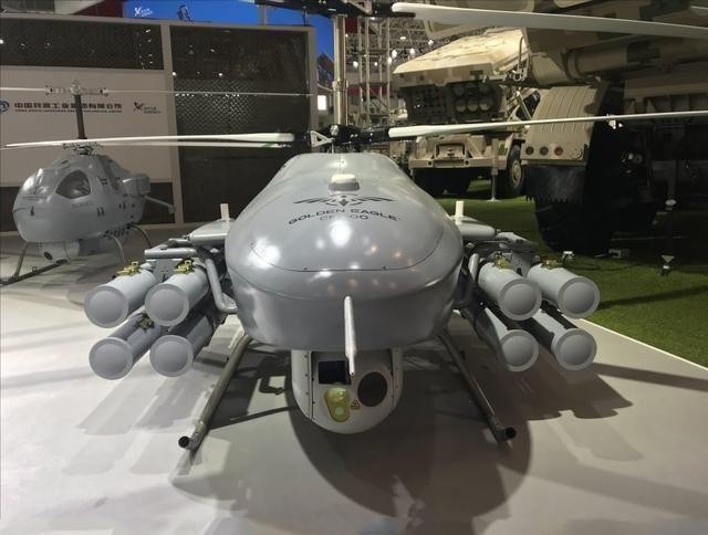 Mỗi chiếc CR-500 Golden Eagle có thể mang 8 tên lửa tấn công mục tiêu mặt đất (Ảnh: Sunnews).