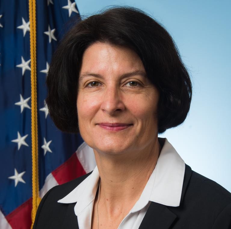 Bà Suzanne Turner cảnh báo về nguy cơ của các cơ quan tình báo Trung Quốc (Ảnh: FBI).