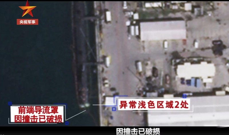 Hai vị trí ở đầu tàu USS Connecticut được cho là bị hư hại sau vụ va đập (Ảnh: CCTV)