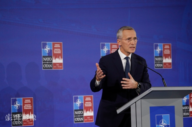 Tổng thư ký NATO Jens Stoltenberg hôm 30/11 tuyên bố sẽ hỗ trợ chính trị và thực chất cho Ukraine (Ảnh: Guancha).