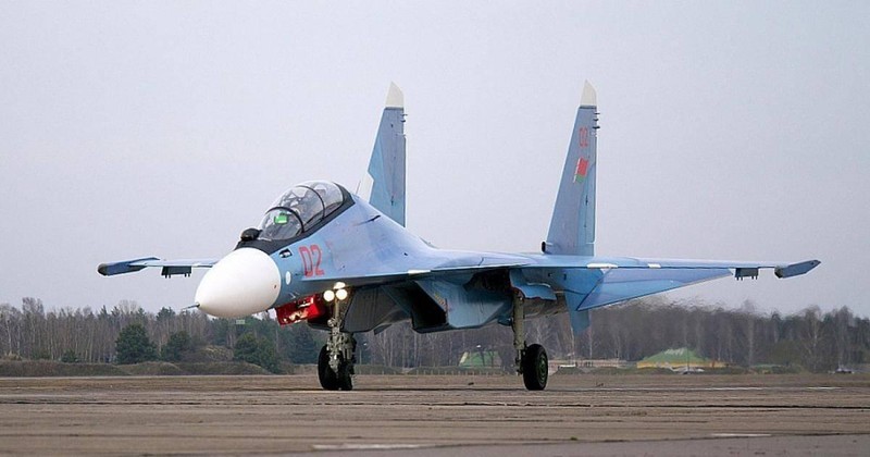 Tiêm kích đa năng Su-30 của Nga được nhiều nước ưa chuộng (Ảnh:Dwnews)