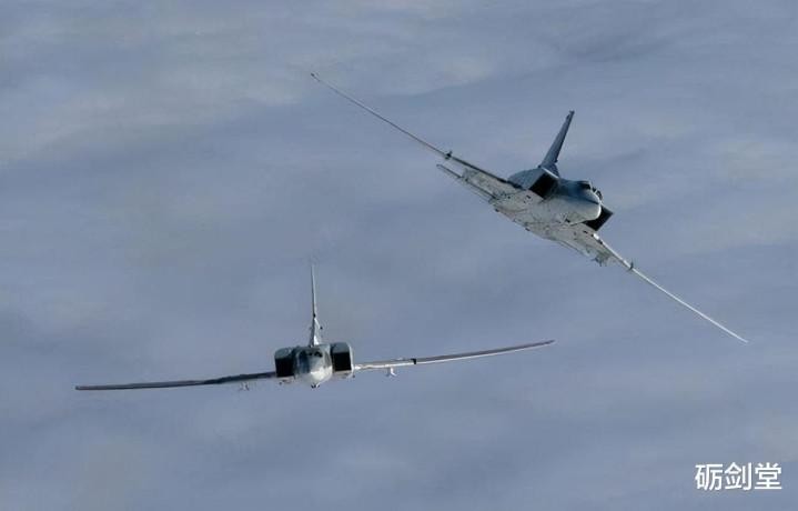 Đây là lần thứ ba Nga cho máy bay tới Belarus tuần tra kể từ tháng 11 khi xảy ra căng thẳng giữa Belarus với Ba Lan, thành viên NATO (Ảnh: Sunnews) Đây là lần thứ ba Nga cho máy bay tới Belarus tuần tra kể từ tháng 11 khi xảy ra căng thẳng giữa Belarus với Ba Lan, thành viên NATO (Ảnh: Sunnews)