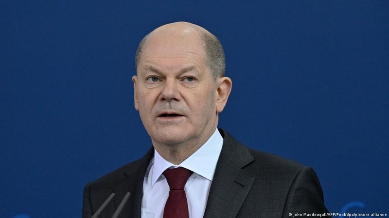 Thủ tướng Đức Olaf Scholz tuyên bố đã yêu cầu dừng xem xét phê duyệt dự án Nord Stream 2 (Ảnh: Deutsche Welle).