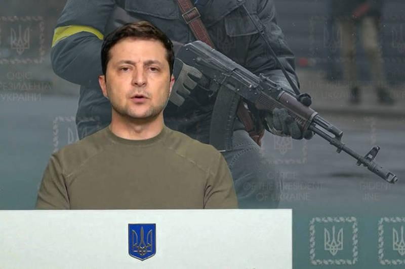 Ngày 27/2, ông Zelensky tuyên bố ban hành sắc lệnh thành lập "Binh đoàn Phòng vệ Quốc tế " chống Nga (Ảnh: Reuters).