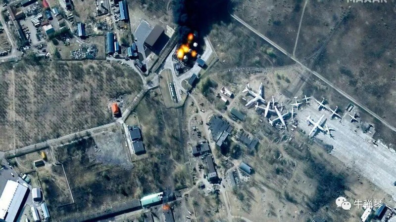 Tên lửa Nga tấn công các sân bay ở miền Tây Ukraine hôm 11/3 (Ảnh: Sina). Tên lửa Nga tấn công các sân bay ở miền Tây Ukraine hôm 11/3 (Ảnh: Sina).