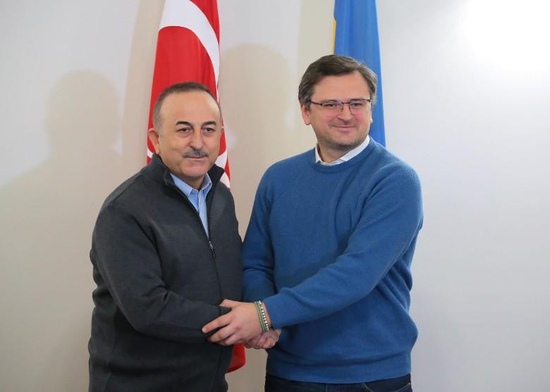 Ngoại trưởng Thổ Nhĩ Kỳ Cavusoglu gặp Ngoại trưởng Ukraine Kuleba tại Lviv hôm 17/3 (Ảnh: Đông Phương). Ngoại trưởng Thổ Nhĩ Kỳ Cavusoglu gặp Ngoại trưởng Ukraine Kuleba tại Lviv hôm 17/3 (Ảnh: Đông Phương).