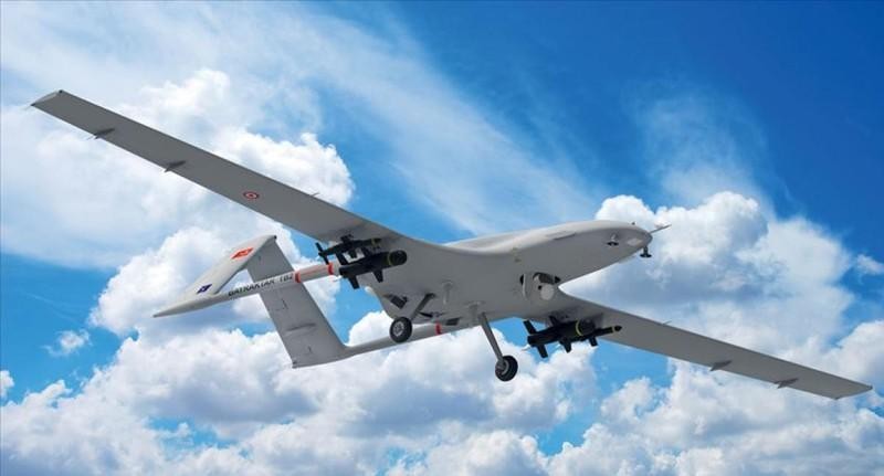 UAV TB2 được trang bị các vũ khí không đối đất hiện đại (Ảnh: Sohu).