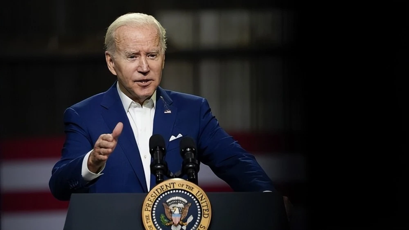 Sau khi chiến tranh Nga-Ukraine nổ ra, Tổng thống Mỹ Joe Biden liên tục cung cấp viện trợ quân sự cho Ukraine. Sau khi chiến tranh Nga-Ukraine nổ ra, Tổng thống Mỹ Joe Biden liên tục cung cấp viện trợ quân sự cho Ukraine.
