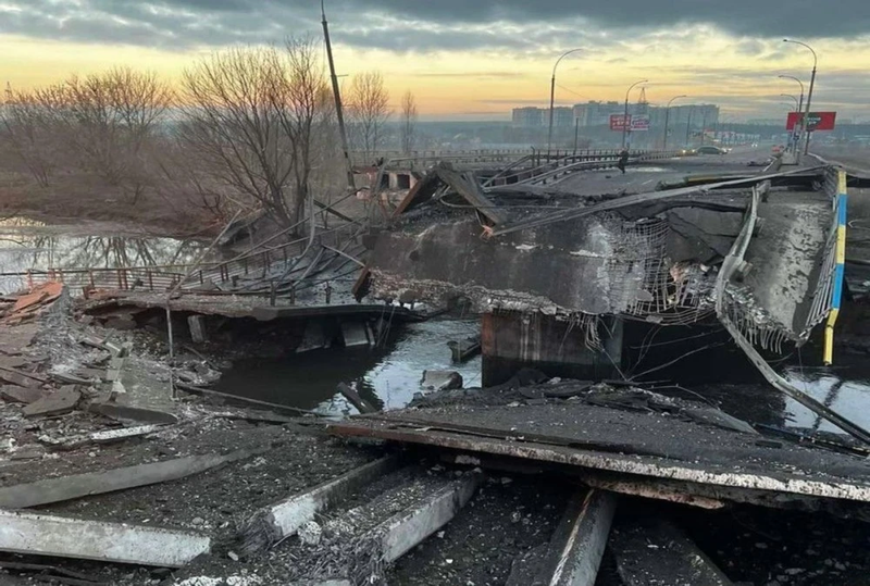 Nhà máy thép Azovstan bị hư hại nghiêm trọng .