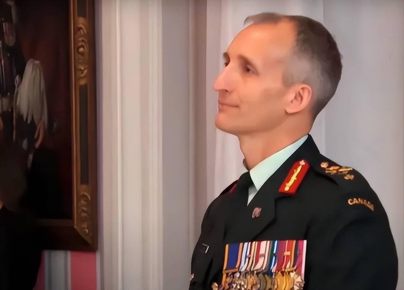 Ngoài Trung tướng Canada Trevor Cadieu liệu còn những con "cá lớn" khác.